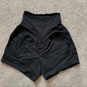 Old Navy Full Panel Black Shorts